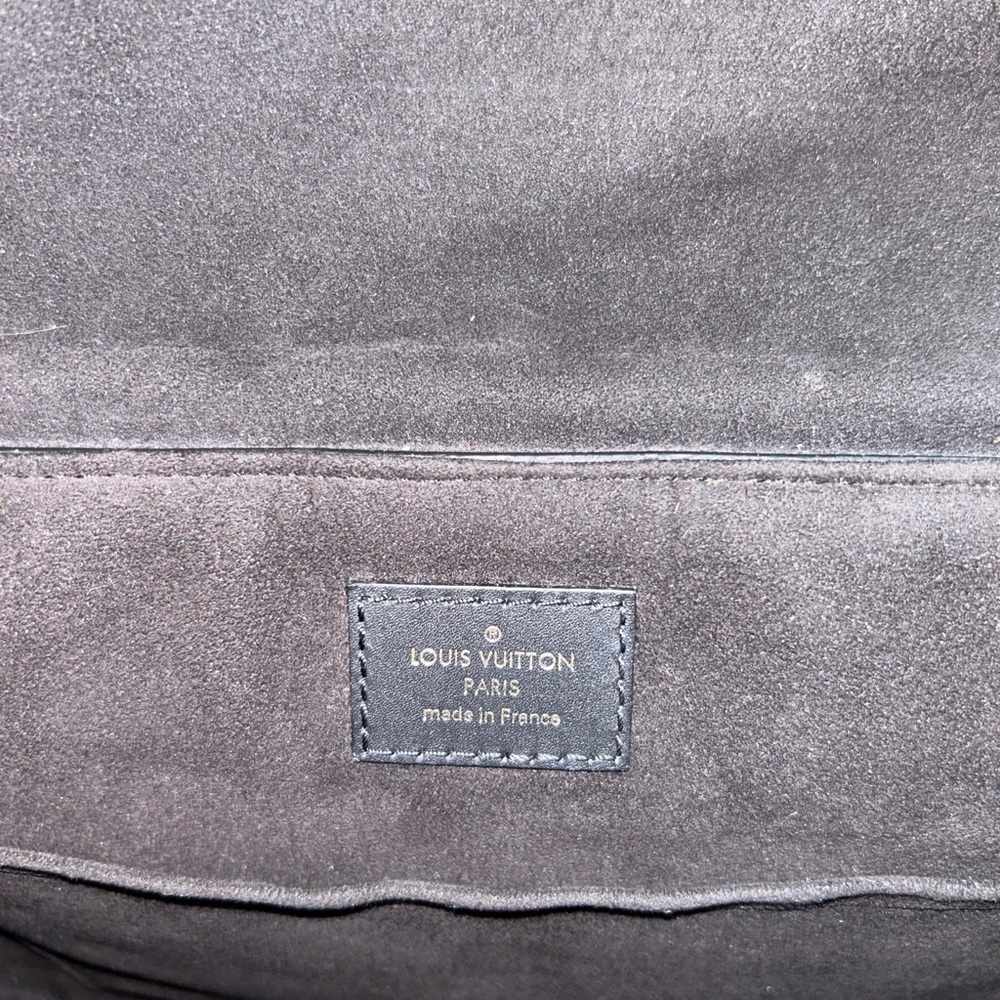 Louis Vuitton Beaubourg MM Damier Ebene - Picture 7 of 15